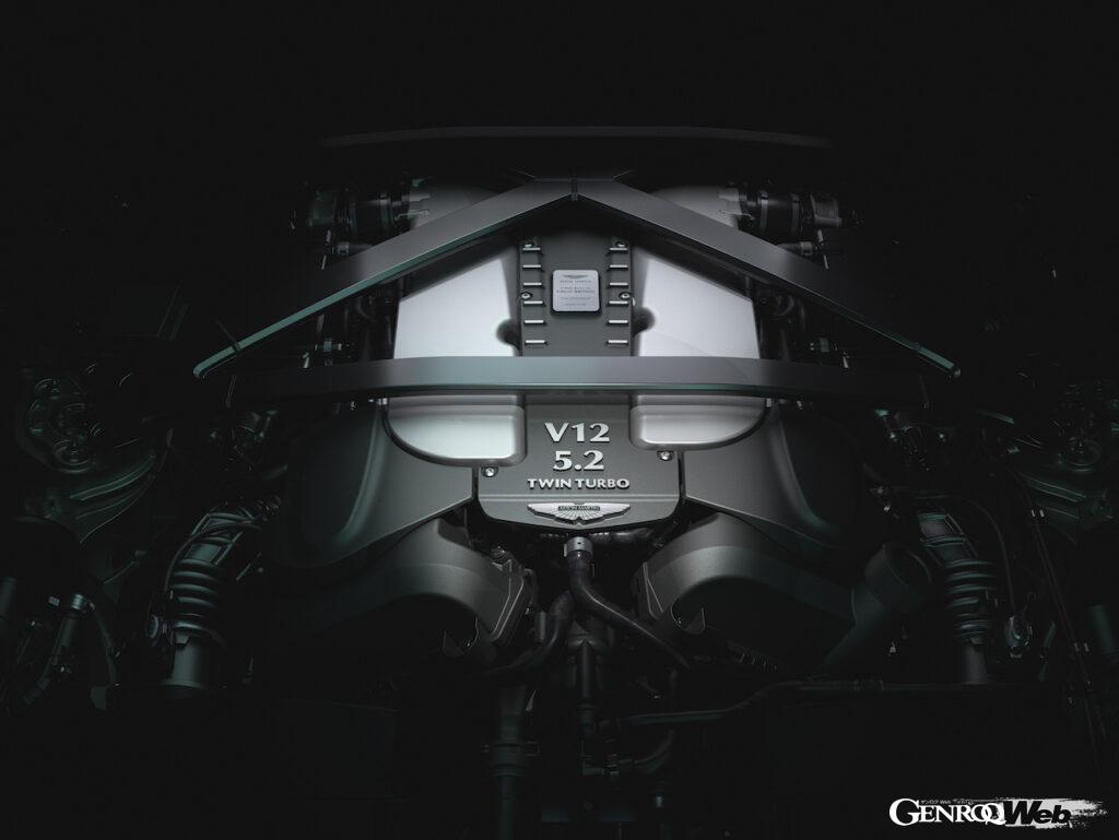 アストンマーティン V12 ヴァンテージのV12ツインターボエンジン