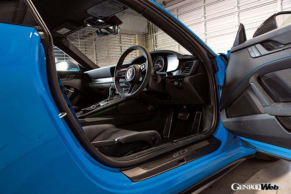 「ポルシェ 911 GT3、富士スピードウェイをアタック！ 荒 聖治が実感したカップカーの世界」の2枚目の画像
