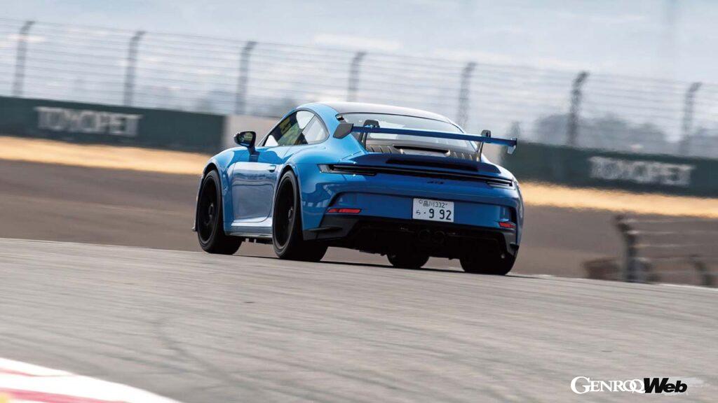 「ポルシェ 911 GT3、富士スピードウェイをアタック！ 荒 聖治が実感したカップカーの世界」の13枚目の画像