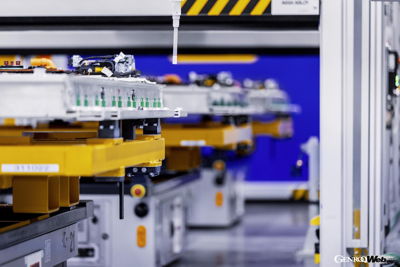 「メルセデス・ベンツ EQSがインテリアを先行公開！ アラバマの新バッテリー工場も本格稼働へ」の15枚目の画像