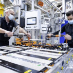 メルセデス・ベンツがバッテリーのリサイクル工場を新設。再生率96%以上を目指す - GQW_Mercedes-Benz_recycle_battery_03157