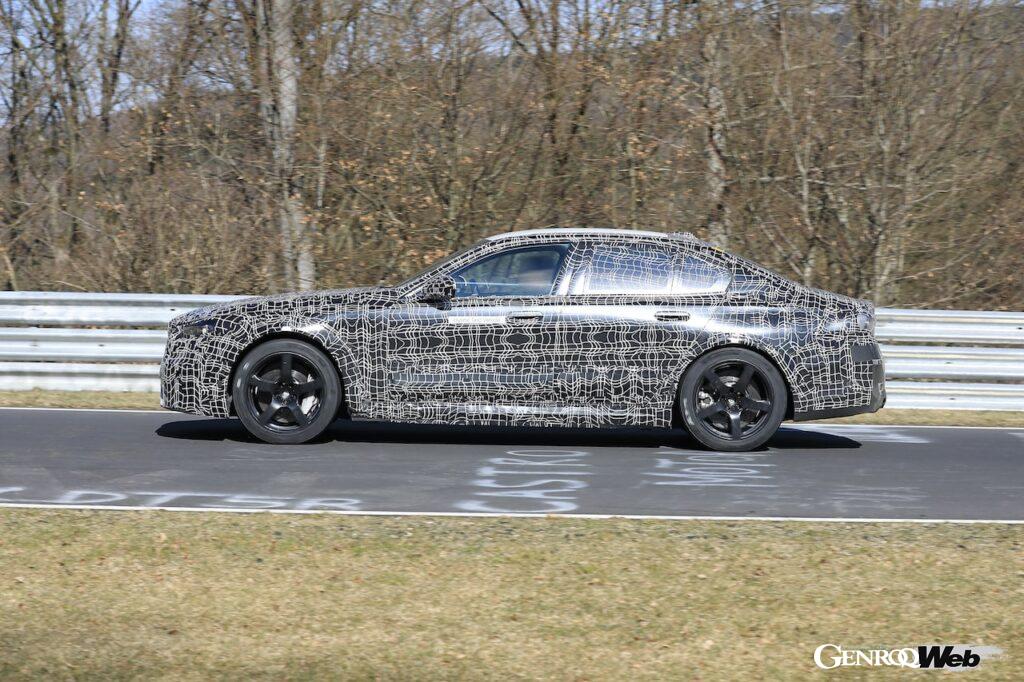 「【スクープ！】 最高出力750ps!? プラグインハイブリッドを搭載する次期BMW M5をキャッチ」の2枚目の画像