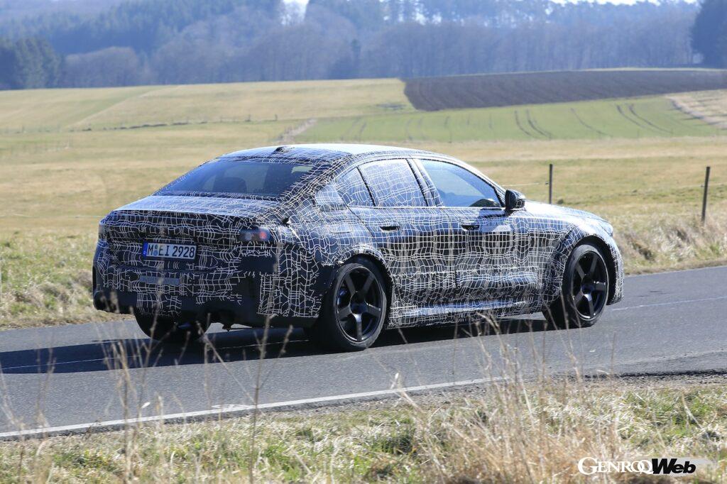 「【スクープ！】 最高出力750ps!? プラグインハイブリッドを搭載する次期BMW M5をキャッチ」の13枚目の画像