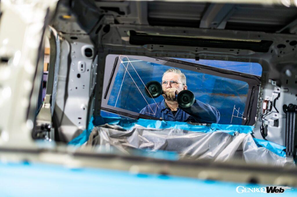 「ディフェンダーのオープンカー!? オランダのヘリテージ・カスタムス、1号車の製作をスタート」の7枚目の画像