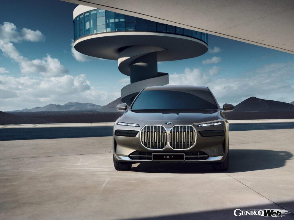 新型BMW 7シリーズのフロント