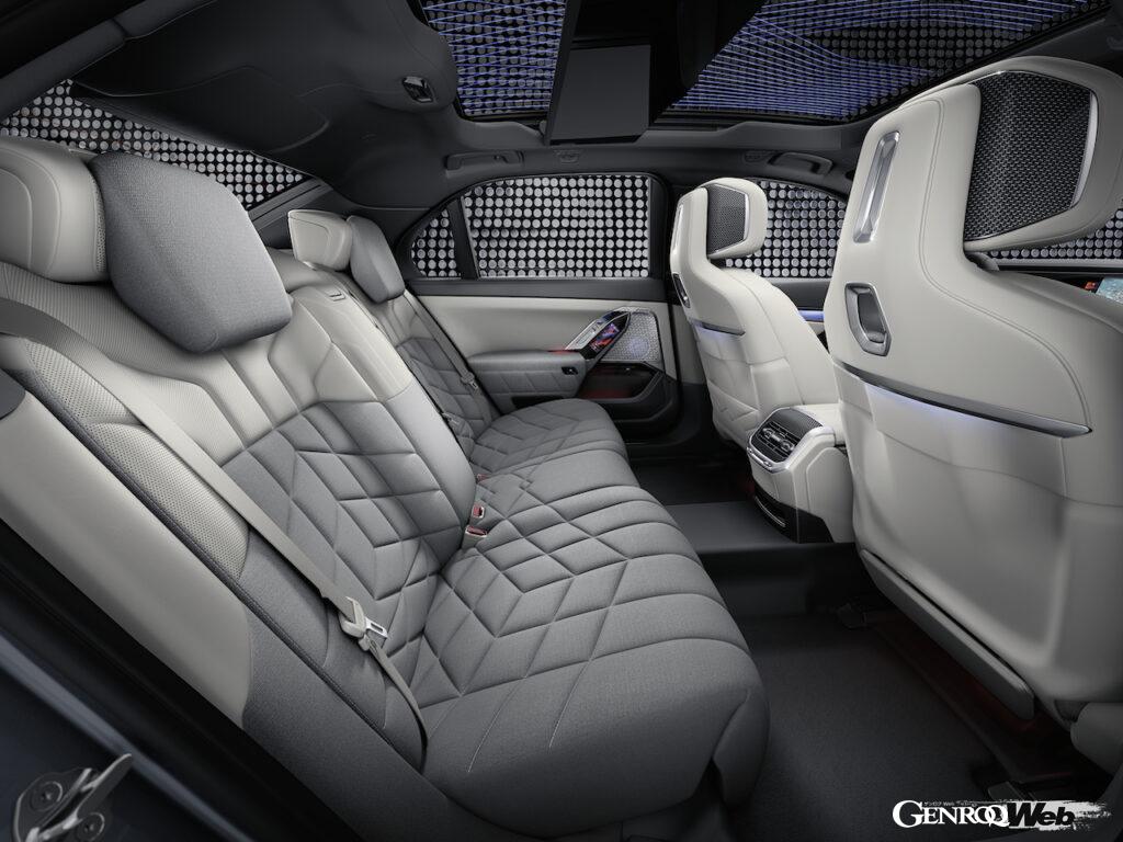 「新型BMW 7シリーズは最先端のデジタルサルーン！ 導入記念モデルの国内先行販売スタート」の35枚目の画像