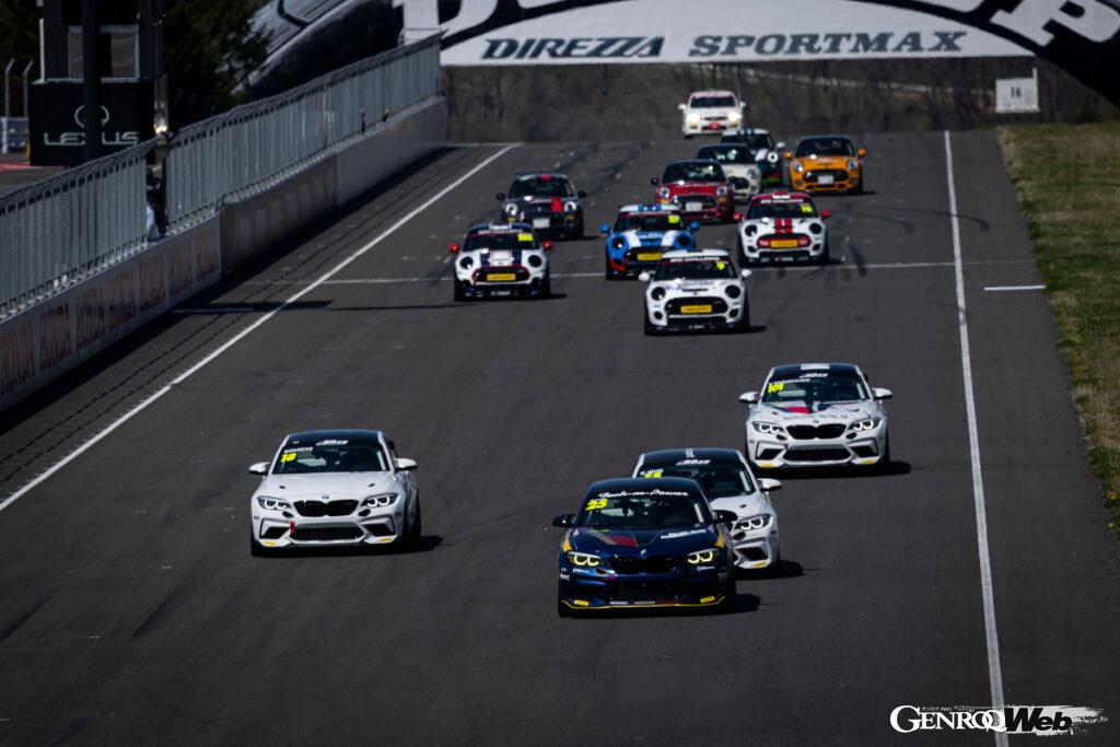 「BMW M2とMINIによる本格レースシリーズ「BMW ＆ MINI Racing」スタート！」の36枚目の画像
