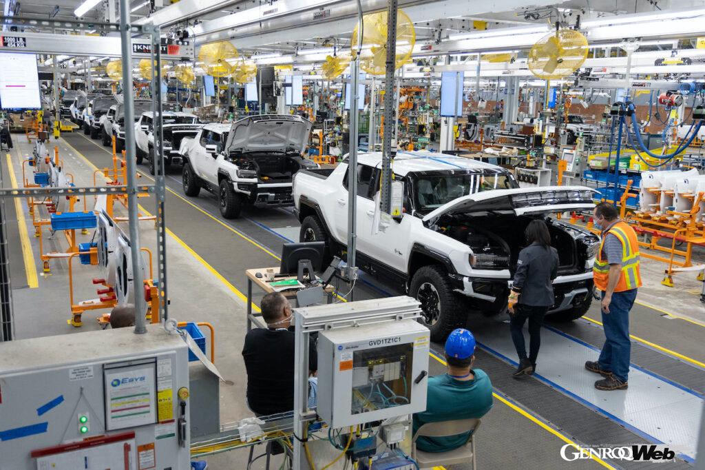 GMはこれまで内燃機関モデルを製造していた拠点にも、EV製造のために大規模な投資を続けている。