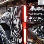 ポルシェ LMDh プロトタイプ、2023年デビューに向け初期テストを完了。4ヵ月で6000kmを走破 - Motorsport: Porsche Test 2022