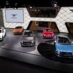 ベントレー第5のモデルが間もなく登場！ 「謎の新型車」は5月10日にワールドプレミア - GQW_Bentley_2 - China Debuts - Bentley Show Stand