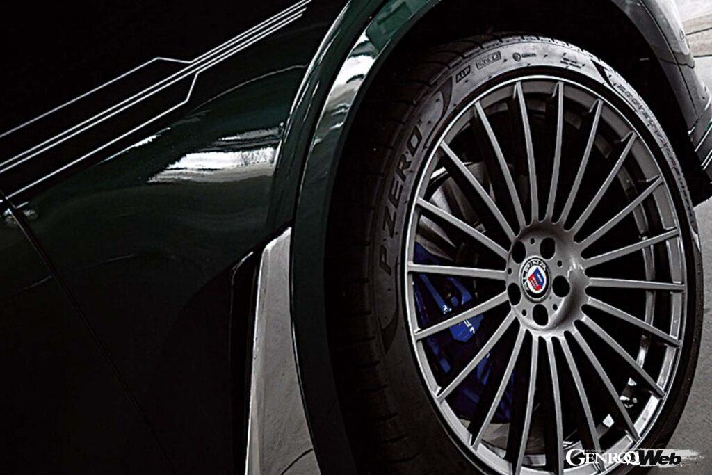 「BMW アルピナ XB7とレンジローバースポーツ SVRを比較試乗！ 2000万円超の高級SUVに求められるハイパフォーマンスの解釈」の3枚目の画像