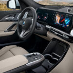「コンパクトSUV「BMW X1」フルモデルチェンジ！ 全幅1845mmの手頃なサイズは健在でPHEVやBEV仕様もラインナップ 【動画】」の16枚目の画像ギャラリーへのリンク