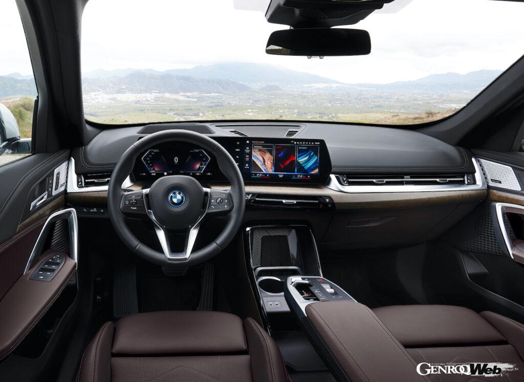 「ラインナップ最小BEV「BMW iX1」デビュー！ 400kmを超える航続距離を実現 【動画】」の17枚目の画像