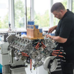 BMWのLMDh規定用ハイブリッド・パワートレイン完成！ 7月末にイタリアでシェイクダウン - 20220715_BMW_P66:3_Engine_04