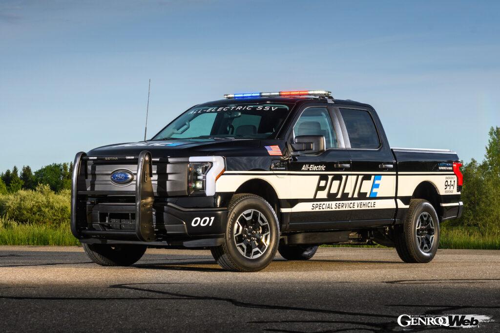 電度モデルへの需要が高まるなか、フォードの商用車部門フォード・プロは、最新の電動ピックアップ「F-150 ライトニング」をベースとする警察車両を開発した。