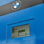 「コスパ高めのBMW製最新BEV「i4 M50」はポルシェやアウディと伍する性能を発揮するスタイリッシュ4ドアクーペ！」の12枚目の画像ギャラリーへのリンク