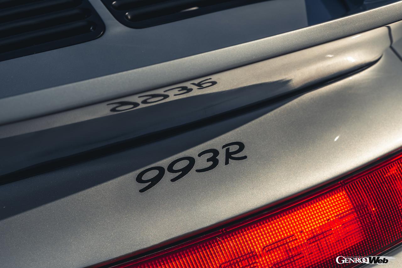 「こんなタイプ993に乗りたい！ 100kg以上軽量化した最強空冷911「ポール・スティーブンス・オートアート 993R」がデビュー」の11枚目の画像