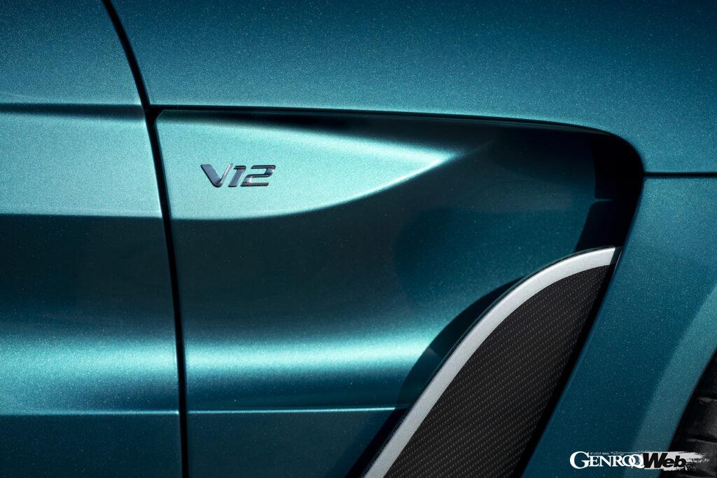 「最高出力700psの5.2リッターV12ツインターボ搭載、「アストンマーティン V12 ヴァンテージ ロードスター」デビュー」の16枚目の画像