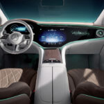 「EQE SUVはダッシュボードまで全部ディスプレイってどういうこと!? 」メルセデスが最新EVの室内を先行公開 - GQW_Mercedes-Benz_EQE_SUV_08162