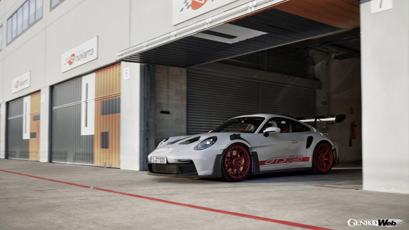 ポルシェ 911 GT3 RSのフロントビュー