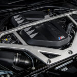「「BMW M4 CSL」が日本限定25台で導入決定！ ニュルブルクリンク北コースでBMW量産車最速マシンはプレミア化必至【動画】」の11枚目の画像ギャラリーへのリンク