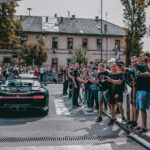 「ブガッティが何台も連なってやってくる！ スーパーカー・オーナーズ・サークルのツーリングイベントがクロアチアで行われた理由」の4枚目の画像ギャラリーへのリンク