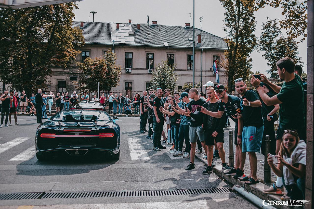 「ブガッティが何台も連なってやってくる！ スーパーカー・オーナーズ・サークルのツーリングイベントがクロアチアで行われた理由」の4枚目の画像