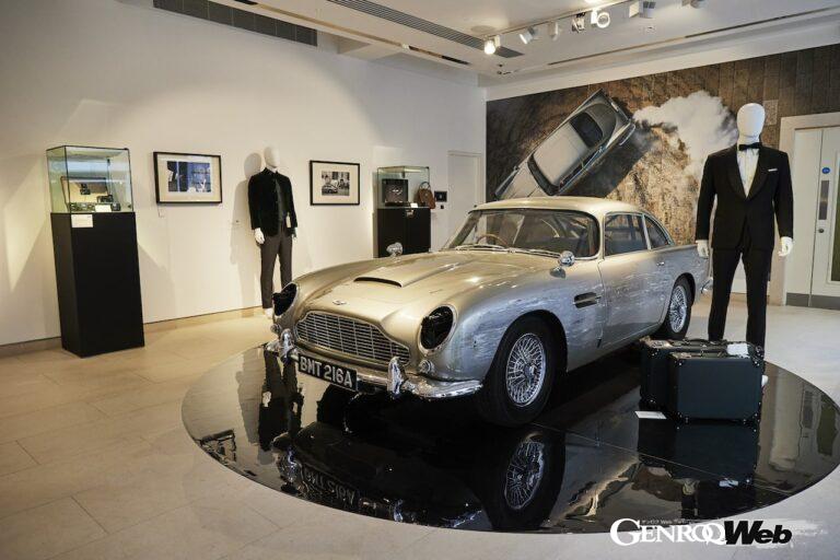 映画007シリーズの60周年を記念して行われたチャリティオークションには、アストンマーティン DB5 スタント仕様の他、衣装なども出品された。