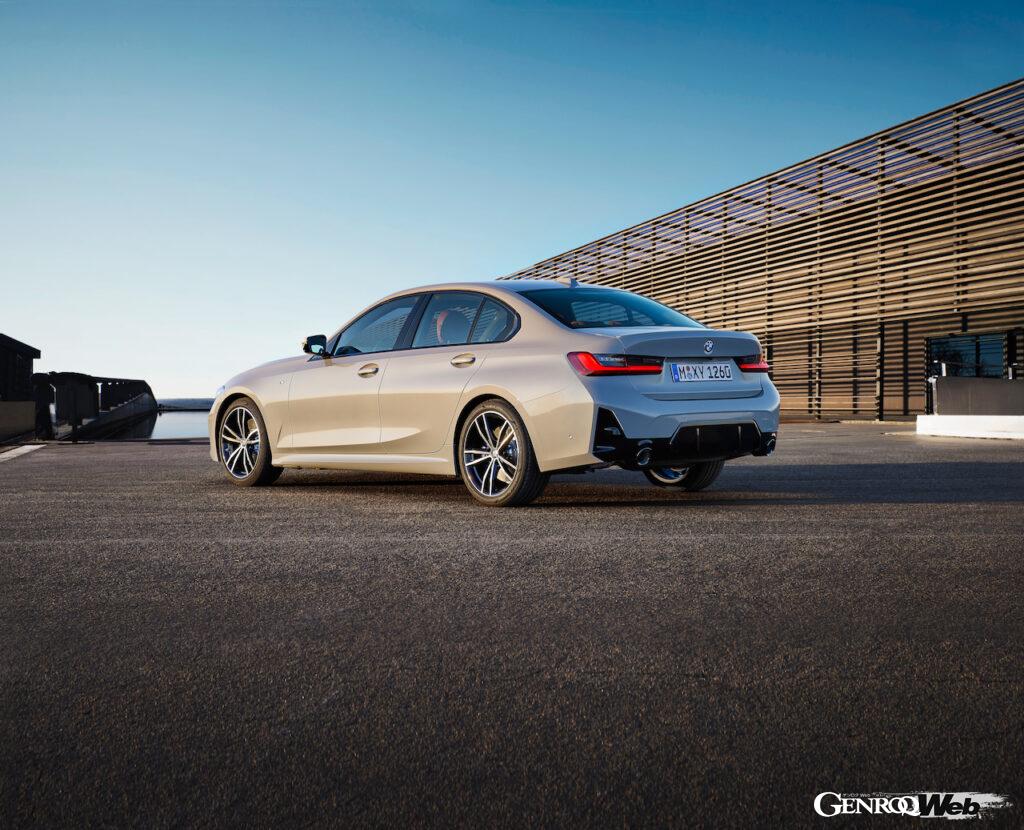 「BMW 3シリーズが内外装を大幅改良し、日本で初認可となるハンズ・オフ機能を搭載！ 圧巻のインストゥルメントパネルに注目」の9枚目の画像