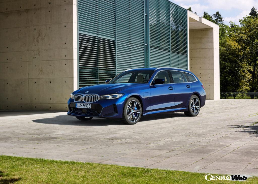 「BMW 3シリーズが内外装を大幅改良し、日本で初認可となるハンズ・オフ機能を搭載！ 圧巻のインストゥルメントパネルに注目」の13枚目の画像