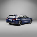 「BMW 3シリーズが内外装を大幅改良し、日本で初認可となるハンズ・オフ機能を搭載！ 圧巻のインストゥルメントパネルに注目」の24枚目の画像ギャラリーへのリンク