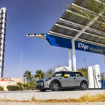 「EVでロサンゼルスからラスベガスまでの450kmを（急速充電を挟みつつ）走破！ フル電動モデル「MINI クーパーSE」の旅」の1枚目の画像ギャラリーへのリンク