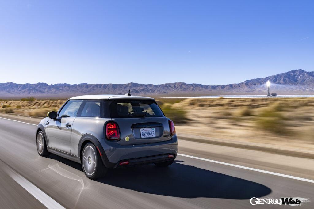 「EVでロサンゼルスからラスベガスまでの450kmを（急速充電を挟みつつ）走破！ フル電動モデル「MINI クーパーSE」の旅」の10枚目の画像