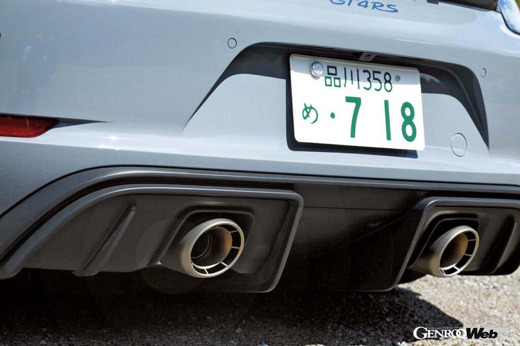 「ポルシェでもっとも過激な1台？ 超好戦的姿勢の「718ケイマンGT4 RS」に下克上の予感」の2枚目の画像
