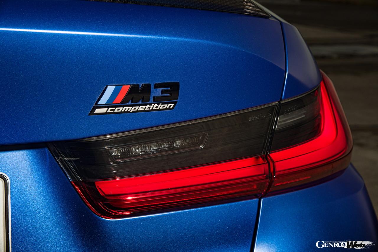 「最新の最強サルーン「メルセデスAMG C 63対BMW M3」F1由来の高出力ハイブリッドと伝統のストレートシックスの徹底比較」の9枚目の画像