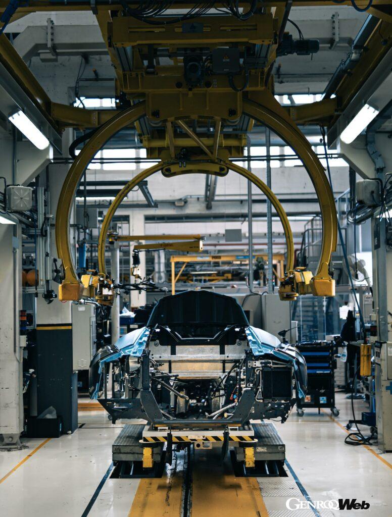 「ランボルギーニ アヴェンタドール生産終了でV12自然吸気エンジンの行方はどうなる？」の28枚目の画像