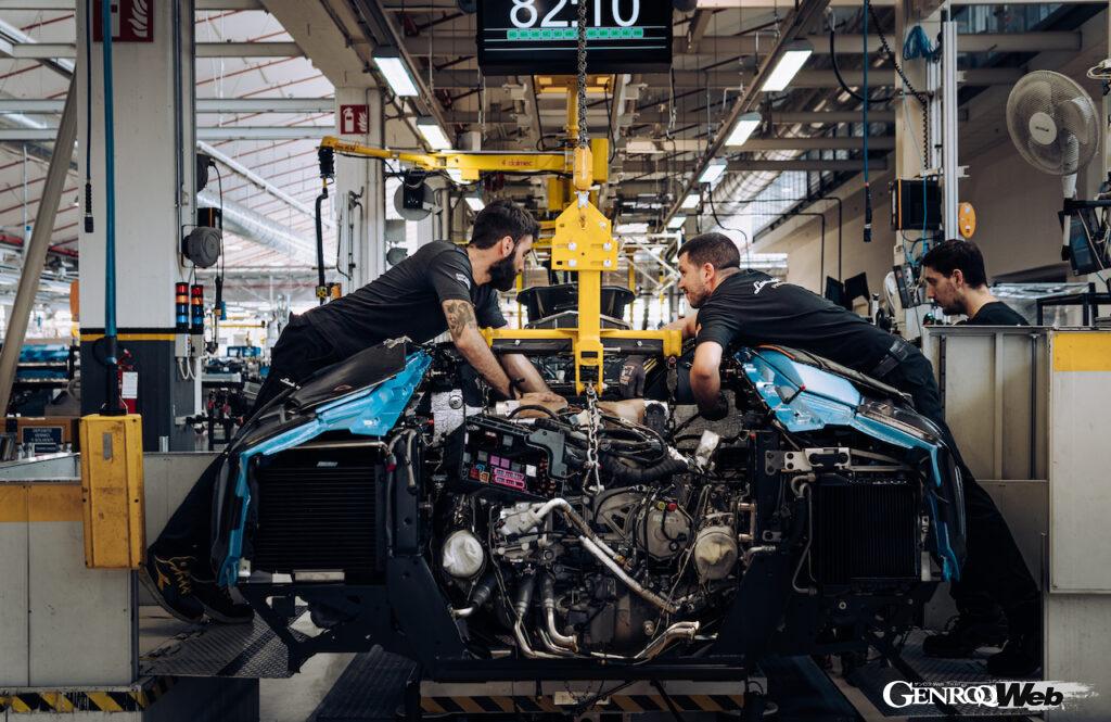 「ランボルギーニ アヴェンタドール生産終了でV12自然吸気エンジンの行方はどうなる？」の7枚目の画像