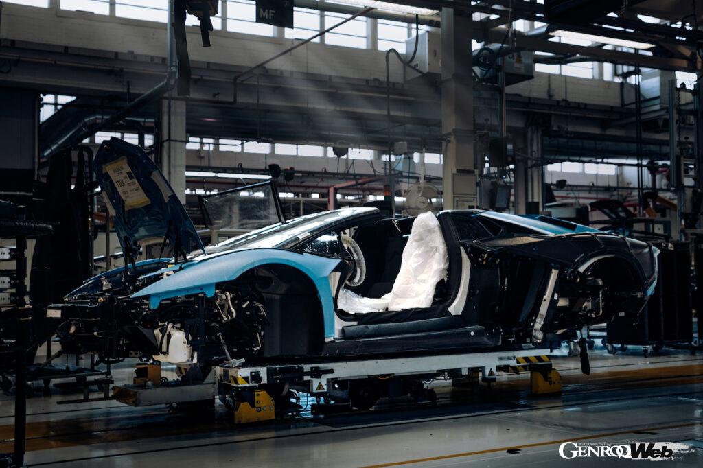 「ランボルギーニ アヴェンタドール生産終了でV12自然吸気エンジンの行方はどうなる？」の13枚目の画像