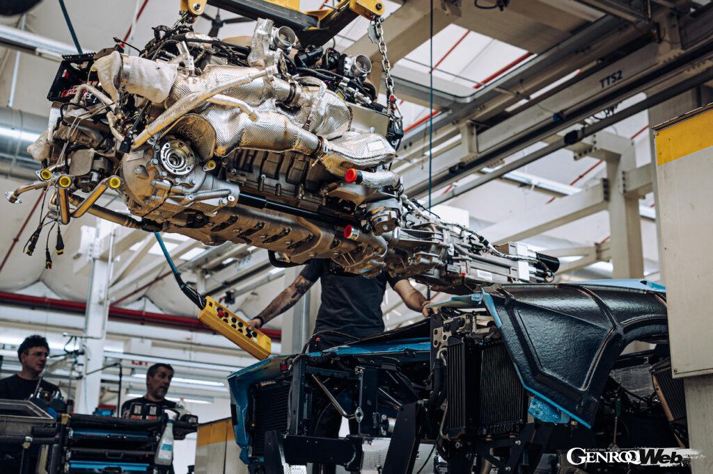 「ランボルギーニ アヴェンタドール生産終了でV12自然吸気エンジンの行方はどうなる？」の4枚目の画像