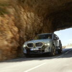 「M1以来となるBMW M社オリジナルデザインの「BMW XM」は1000Nmに達するPHEVシステムを採用【動画】」の25枚目の画像ギャラリーへのリンク