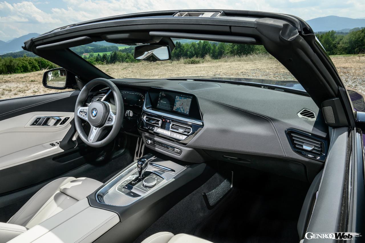 「輸入2シーターオープンスポーツの最右翼「BMW Z4」が2023年モデルで新色を追加し標準装備が大幅に充実」の13枚目の画像