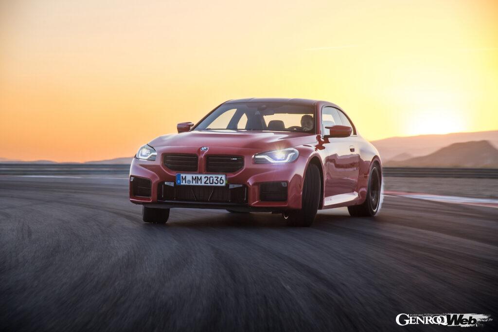 「新型「BMW M2」がデビュー！ 3.0リッター直6ツインターボに6速MTの組み合わせで好事家も大喜び【動画】」の32枚目の画像