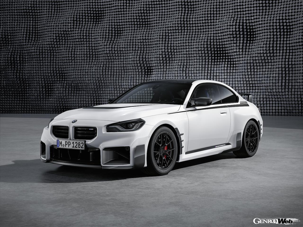 「新型BMW M2を買うなら「Mパフォーマンスパーツ」でスタイリングと性能を強化するべし」の19枚目の画像