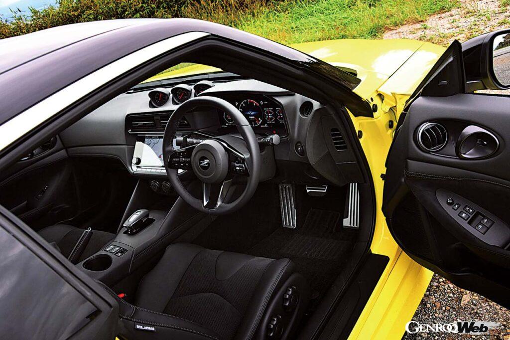 「日産フェアレディZ×BMW 240i xDrive比較試乗「雨のワインディングで走ると性格の違いは歴然」」の5枚目の画像