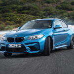「「BMW M2」を新旧比較して激熱コンパクトスポーツ6年分の進化を考察「新型を待つ？ 旧型でも見劣りしない？」」の11枚目の画像ギャラリーへのリンク