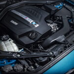 「「BMW M2」を新旧比較して激熱コンパクトスポーツ6年分の進化を考察「新型を待つ？ 旧型でも見劣りしない？」」の7枚目の画像ギャラリーへのリンク