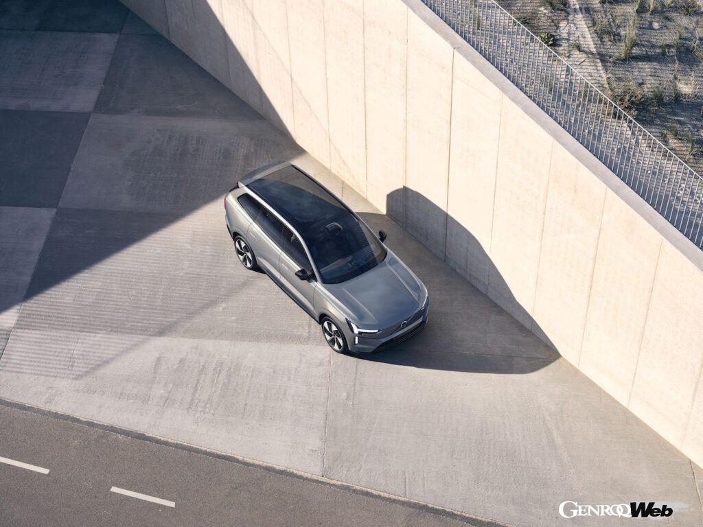 「ボルボの新世代フラッグシップ電動SUV「EX90」の最大航続距離は600km！【動画】」の9枚目の画像