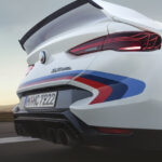 「BMW M社50周年のフィナーレを飾るスペシャルモデル「BMW 3.0 CSL」は世界限定50台【動画】」の9枚目の画像ギャラリーへのリンク