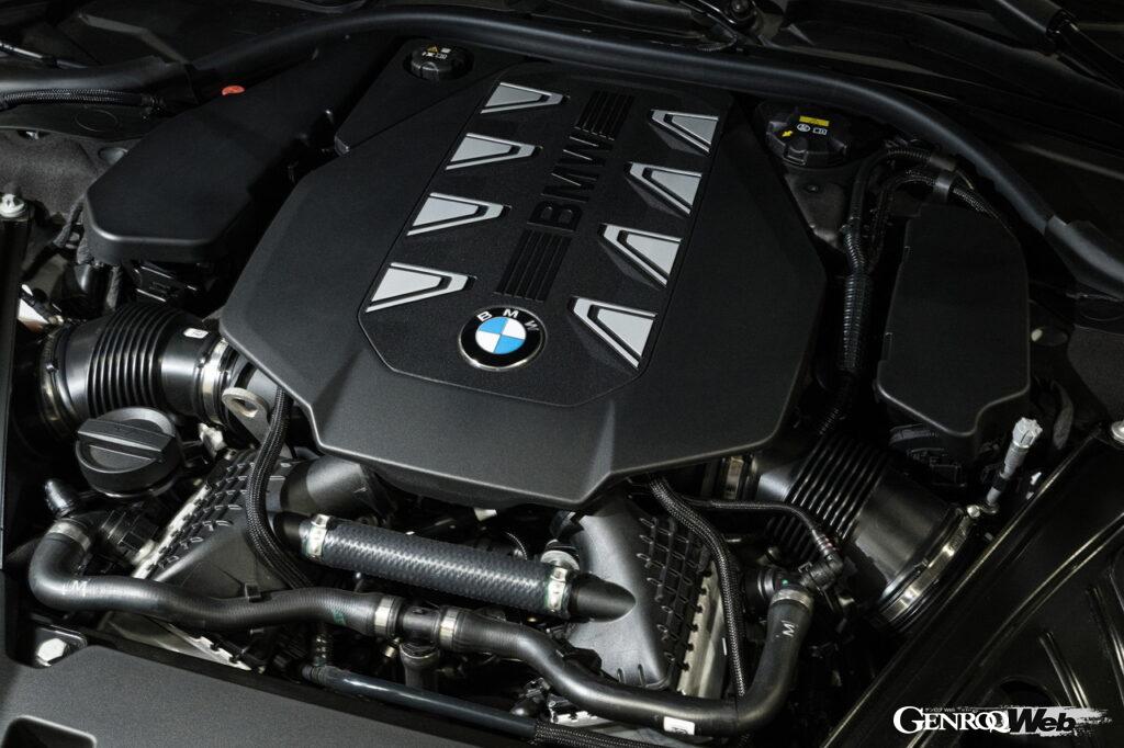 「新型BMW 7シリーズ最速試乗でわかった「ラグジュアリークラスで存在感を発揮する快適性能」」の2枚目の画像