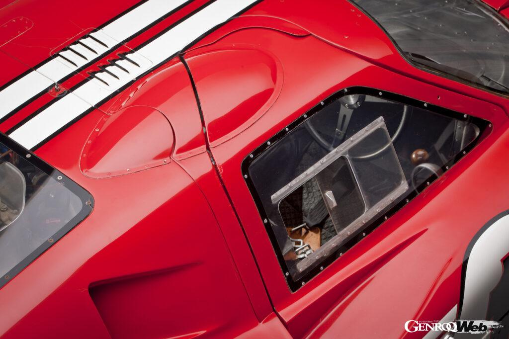 「迫力のロングホイールベース＆ロングテール「フォード GT マークIV」はル・マン24時間を彷彿させる完成度」の8枚目の画像